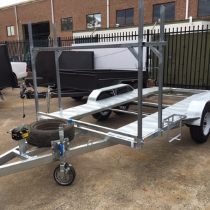 gal-car-trailer